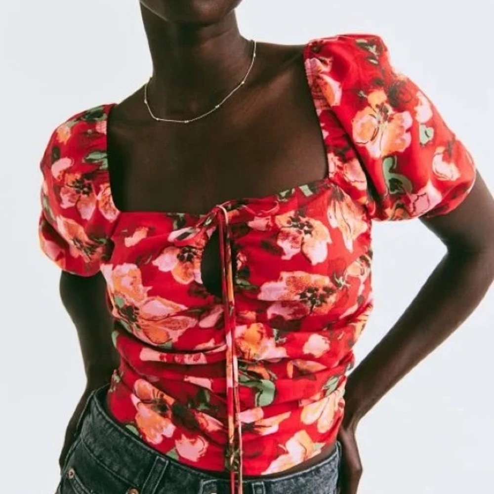H&M Puff Sleeve Floral Blouse